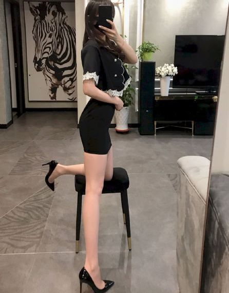 我喂饱两个老头_午夜伦不卡高清在线观看