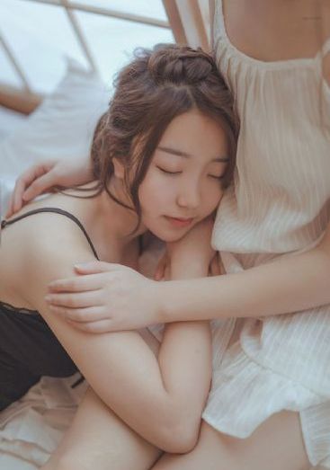 异国女郎在巴黎在线_HD免费播放