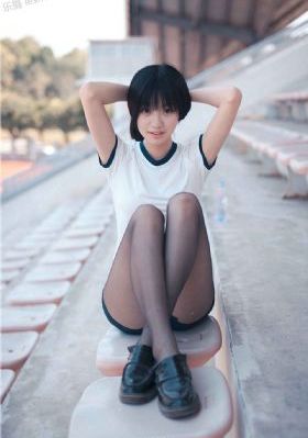 美丽的蜜桃电影_蓝光在线观看电视