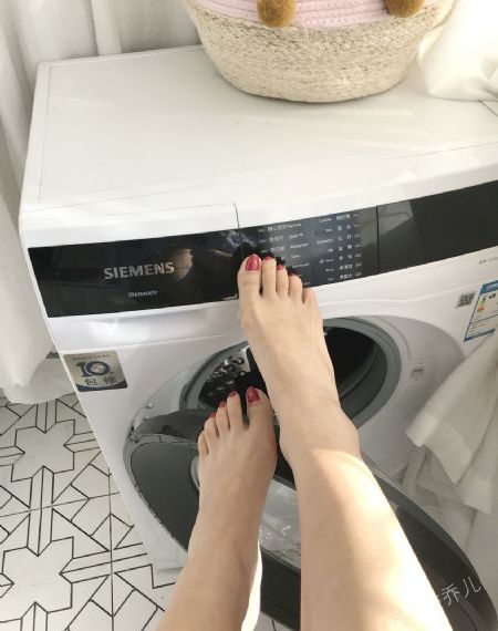 花蝴蝶在线_BD英语在线视频观看