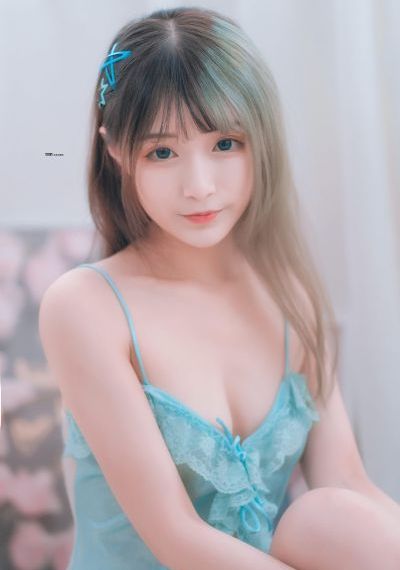 奇怪的理发店韩剧_HD免费在线播放