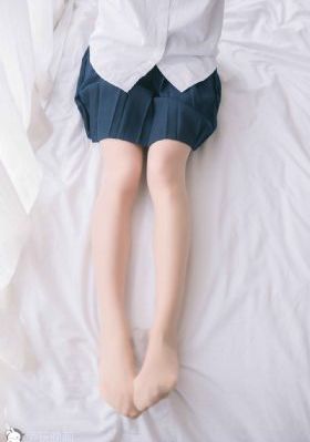 操董卿_4K电影完整版