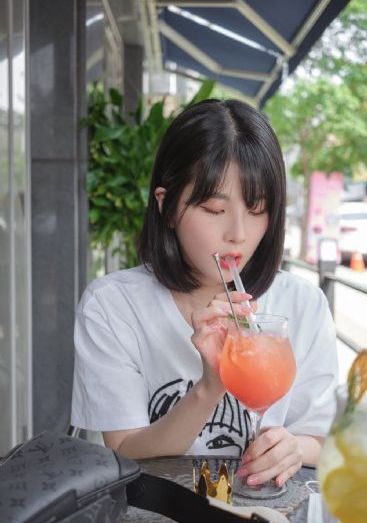 刘亦菲新剧《玫瑰故事》免费观看_720神马影院手机在线