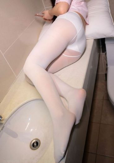 小妻吻上瘾免费观看全集_免费手机在线看片