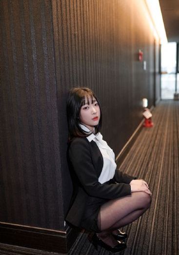 荒野求生一男一女原版在哪看_1080HD在线观看