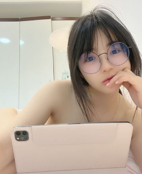 韩国r级在线_字幕高清版在线播放