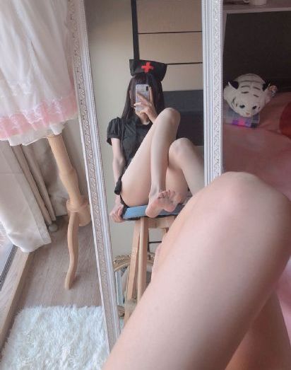 图书馆的女朋友无删减_4K韩国电影在线观看